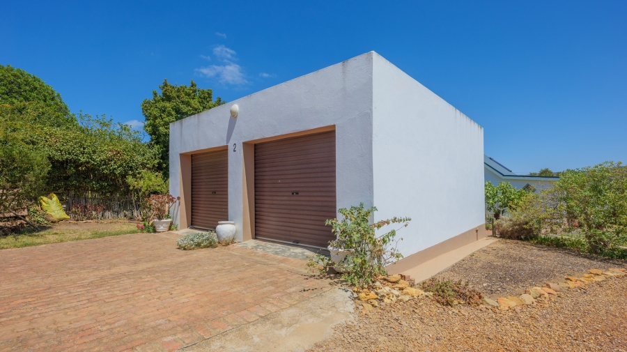 2 Bedroom Property for Sale in Napier Western Cape